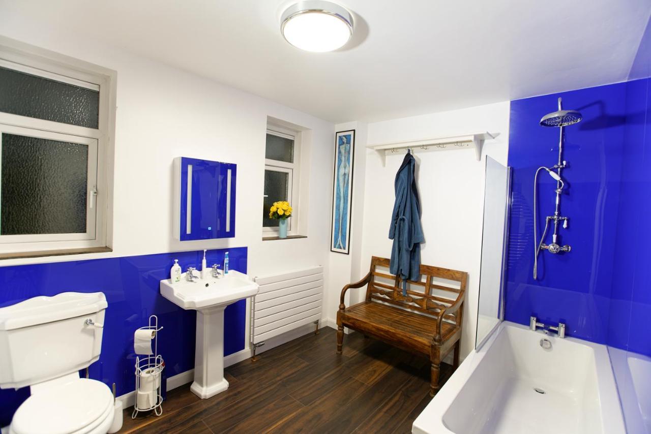 Seafarer'S View - 6 Bedroom Townhouse In Cowes, Parking & Seaviews. كاوز المظهر الخارجي الصورة